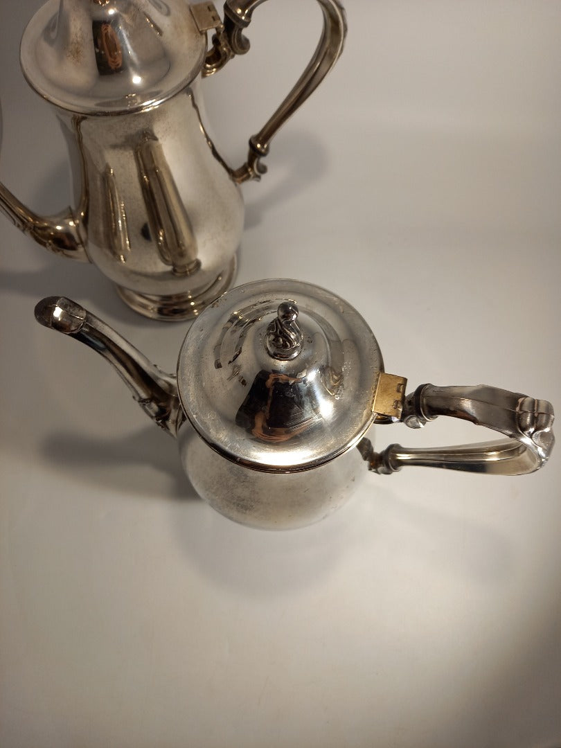 ONEIDA Silver Plate Set - 1x Tea Pot, 1x Coffee Pot, 1x Milk Jug, 1x Sugar Bowl