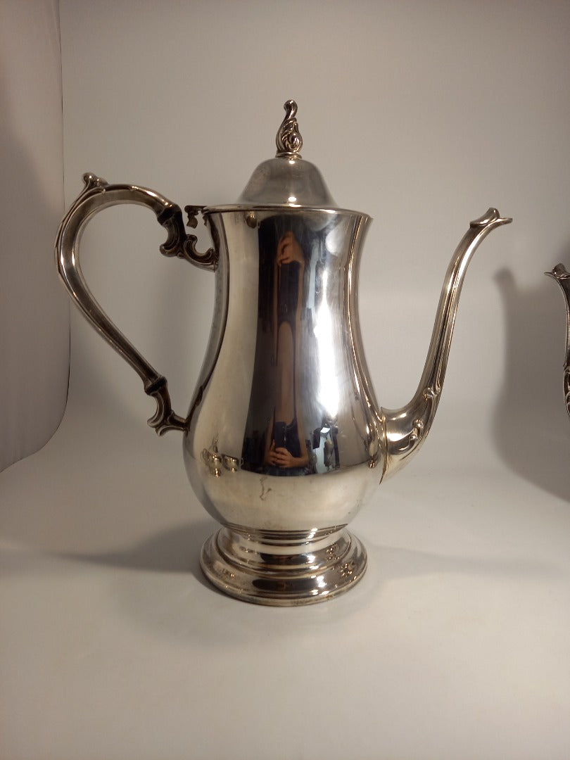 ONEIDA Silver Plate Set - 1x Tea Pot, 1x Coffee Pot, 1x Milk Jug, 1x Sugar Bowl