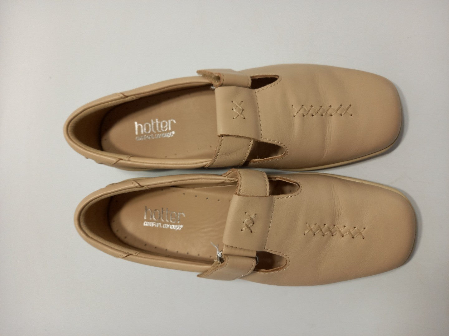 Hotter Shoes Sunset Flats Leather Women's Size 5.5 Beige T-Bar Mary Jane Comfort