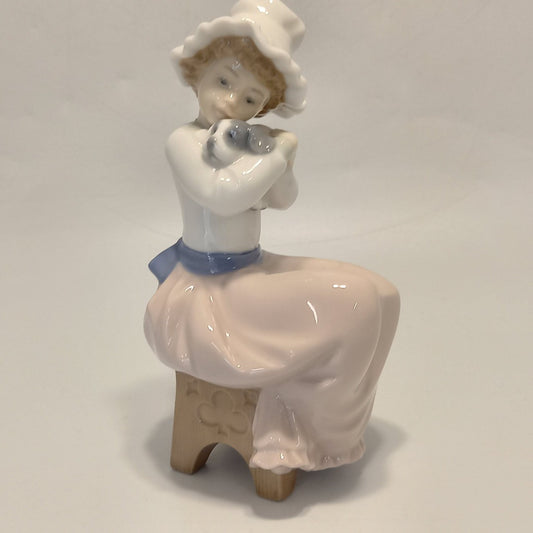 Nao Made by Lladro Figurine A Big Hug Girl Puppy VGC - 1987