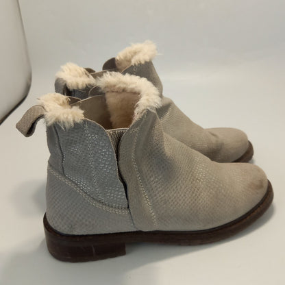 Emu Ankle Boots Waterproof - Silver Grey - UK Size 5