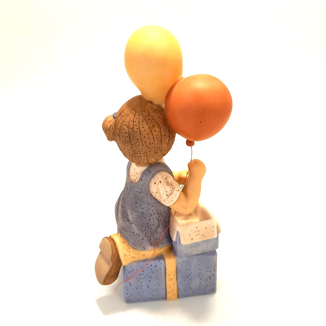 Goebel Nina & Marco Figure w Balloons - 7"