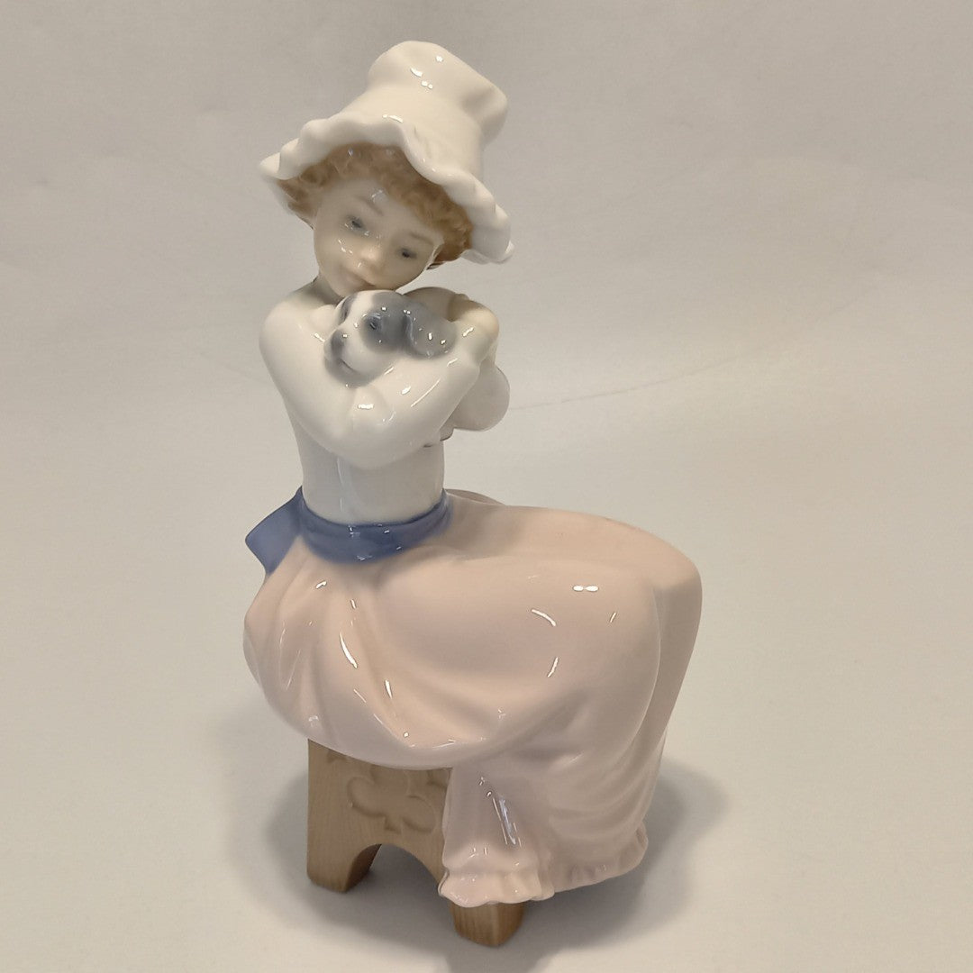 Nao Made by Lladro Figurine A Big Hug Girl Puppy VGC - 1987