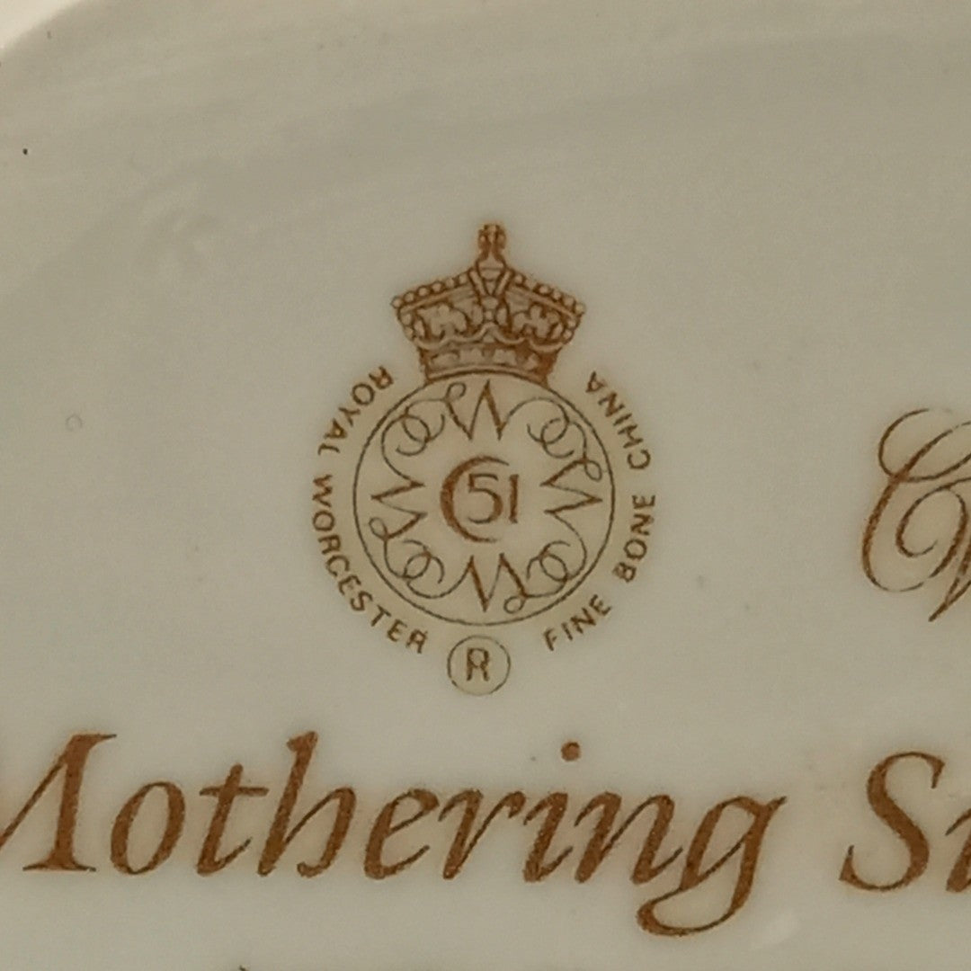 Mothering Sunday Royal Worcester Figurine - Limited Edition  - 1994