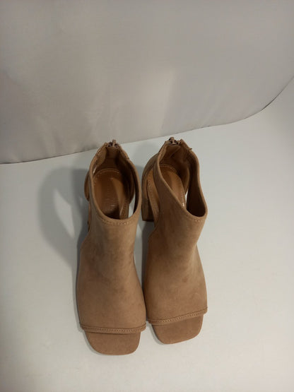 Next Shoes High Heels, Women's Size 3 Beige Faux Suede Peep Toe Forever Comfort