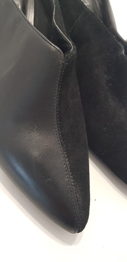 M&S Black Leather Slip On Heels Size 5.5 / Euro 39 Brand New No Box