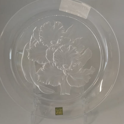 HOYA Crystal Decorative Plate -Clear Glass - Etched Daffodils' - 8" -T. Yamamoto