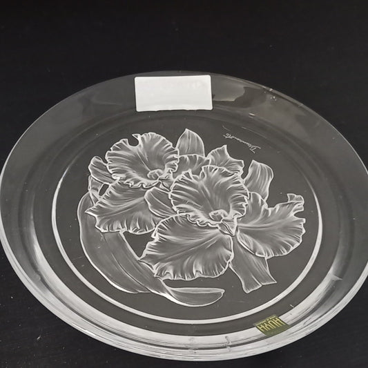 HOYA Crystal Decorative Plate -Clear Glass - Etched Daffodils' - 8" -T. Yamamoto