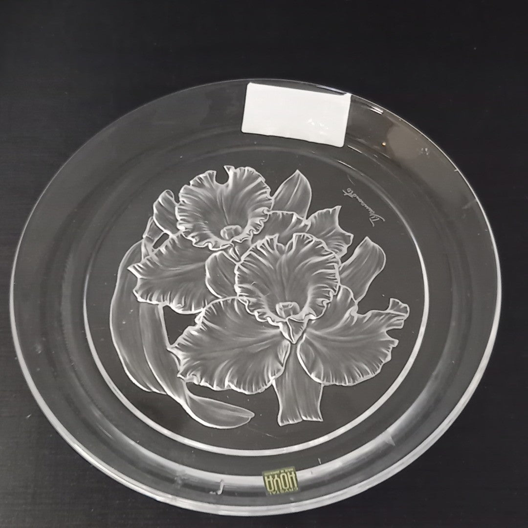 HOYA Crystal Decorative Plate -Clear Glass - Etched Daffodils' - 8" -T. Yamamoto