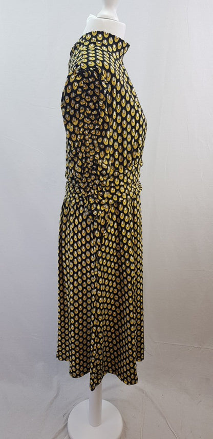 Joile Moi Black Yellow White Stretchy Knee Length Dress Size 14 Brand New