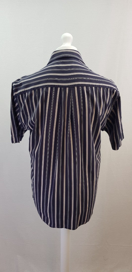 Gabicci Men's Navy Striped Short Sleeve Shirt Size M Excellent Condition