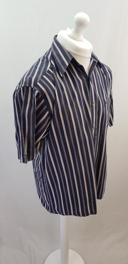 Gabicci Men's Navy Striped Short Sleeve Shirt Size M Excellent Condition