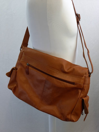 FeynSinn Berlin Tan Soft Leather Unisex Satchel Crossbody Buckle Bag