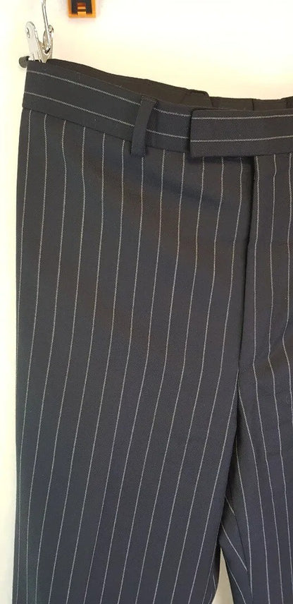 Navy Blue Pinstripe Crombie Suit Size 40 L 100% Wool