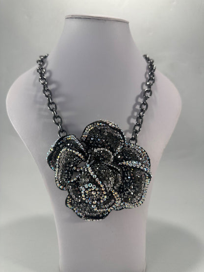 Butler & Wilson Large Flower Statement Necklace Diamante Boxed Nearly New