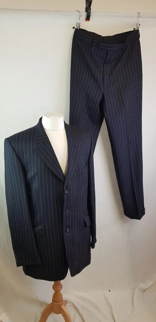 Navy Blue Pinstripe Crombie Suit Size 40 L 100% Wool