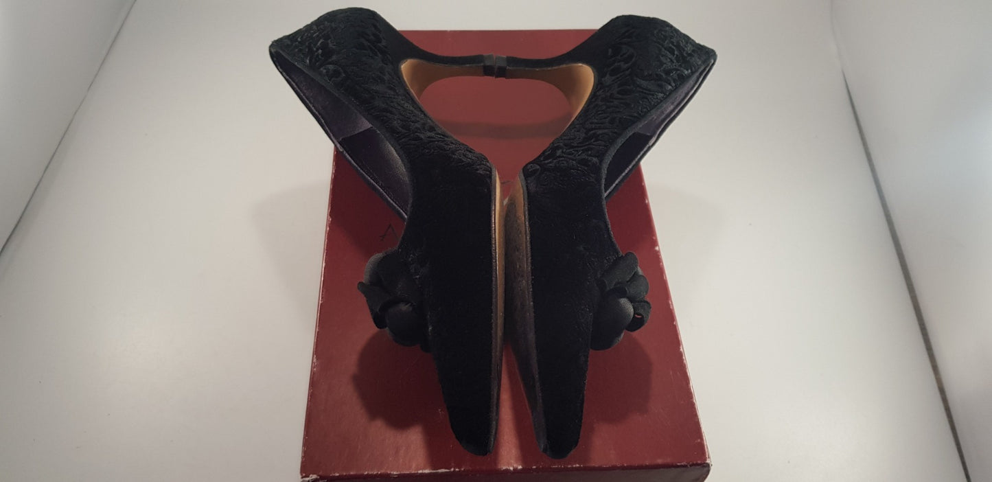 Adrian Vidal Black Velvet Low Court Shoe Size 5 Euro 38 VGC