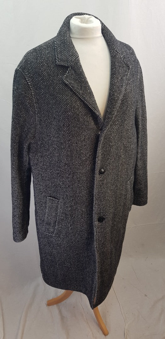 Ted Baker Black White Travers Herringbone Knee Length Wool Mix Coat Size 4 Excellent Condition