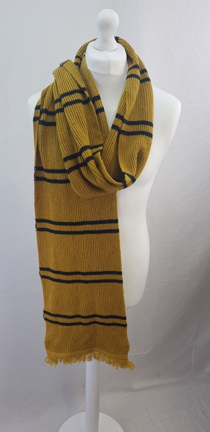 Harry Potter Hufflepuff Universal Studios Scarf Yellow Black 11" x 87" Excellent Condition