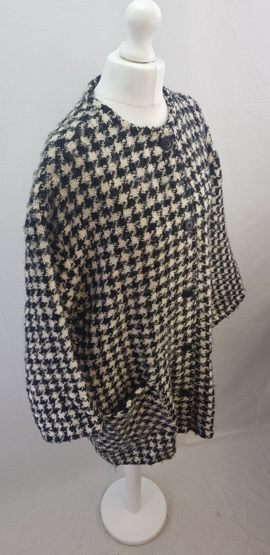 Weave Of The Irish Black White Coatigan Wool Mix Size S/M  VGC