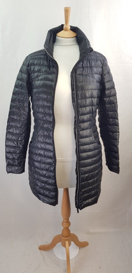 Lululemon Black Knee Length Puffer Coat Hood Size 10 Excellent Condition