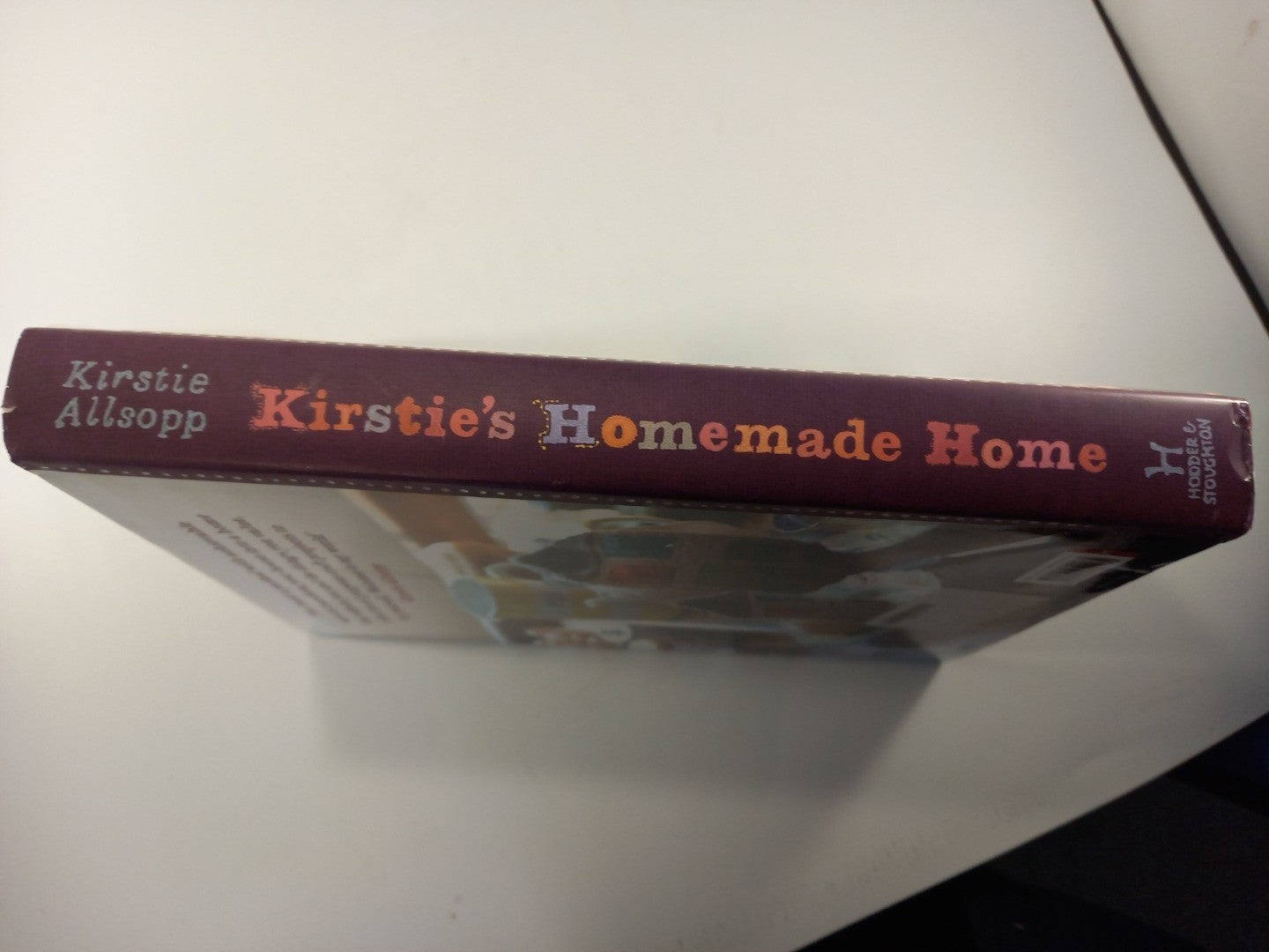 kirstie's homemade home signed book copy allsopp