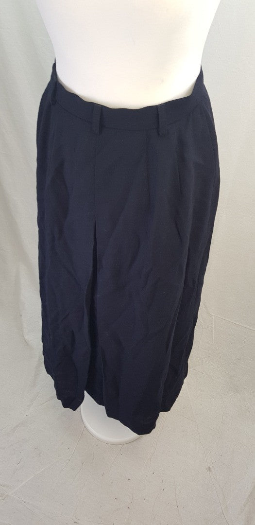 Jaeger Navy Midi Length Wool Skirt Size 10 Excellent Condition Vintage