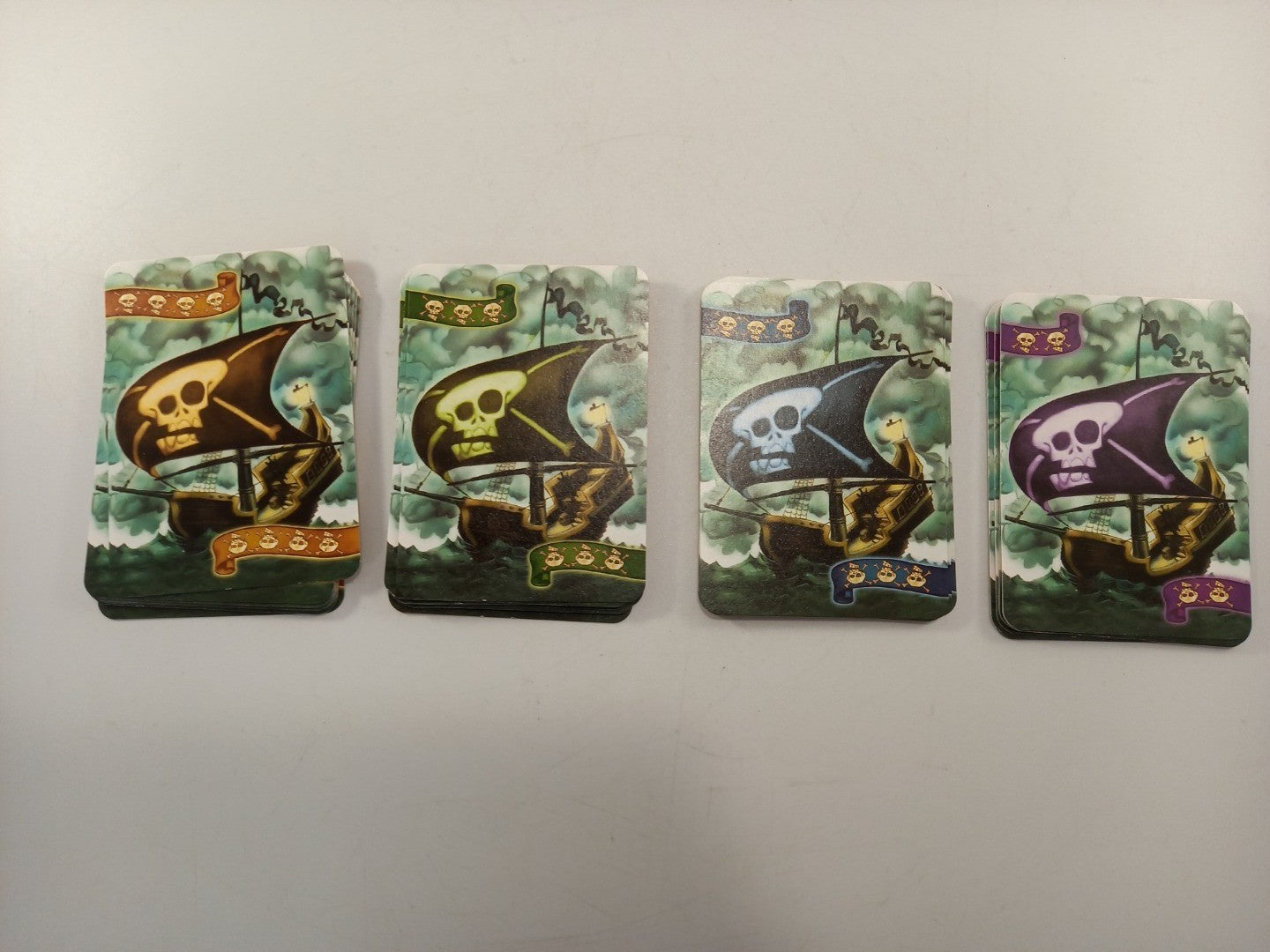 loot card game pirate gamewright