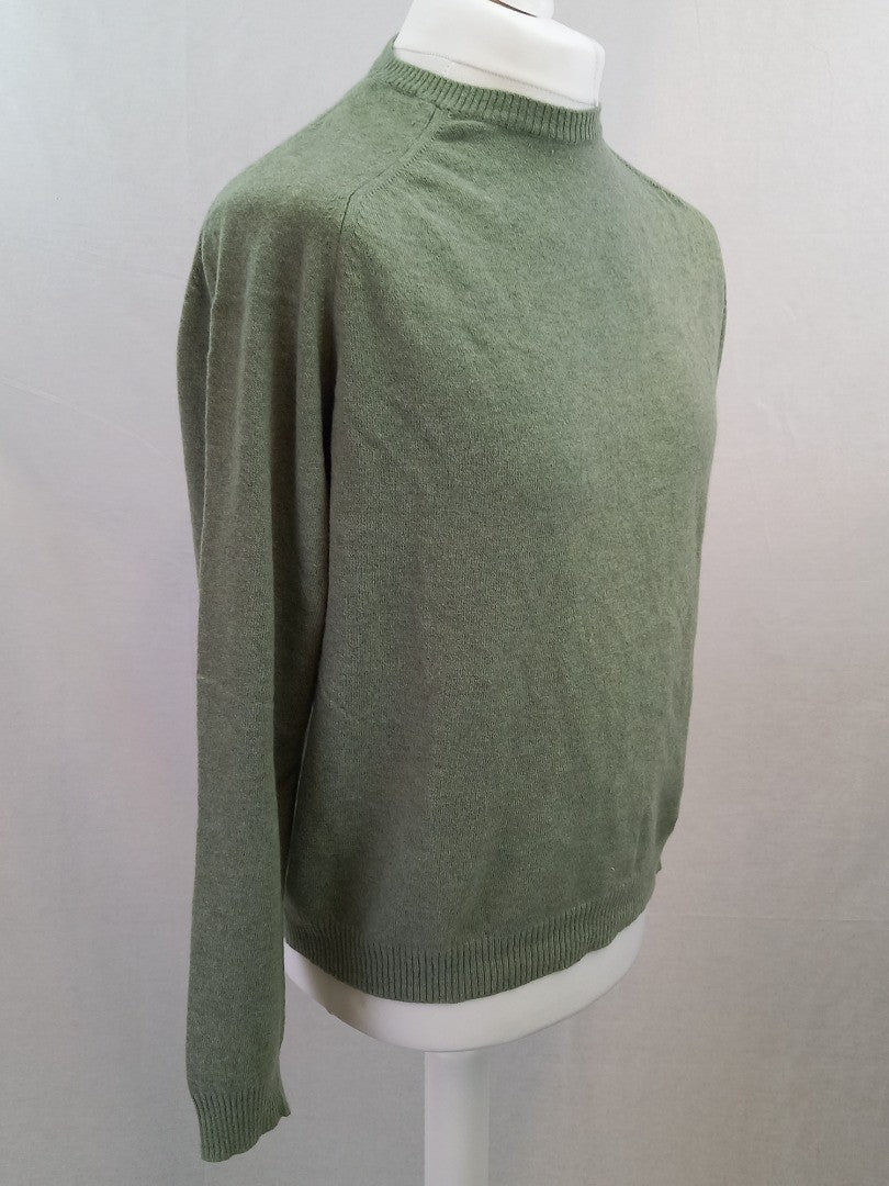 Burberry Sage Green Crew Neck Pure New Wool Knitted Jumper - Size Large