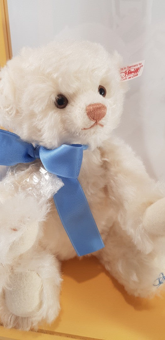 Steiff The Royal Baby Bear George In Case Number 4801 Excellent Condition