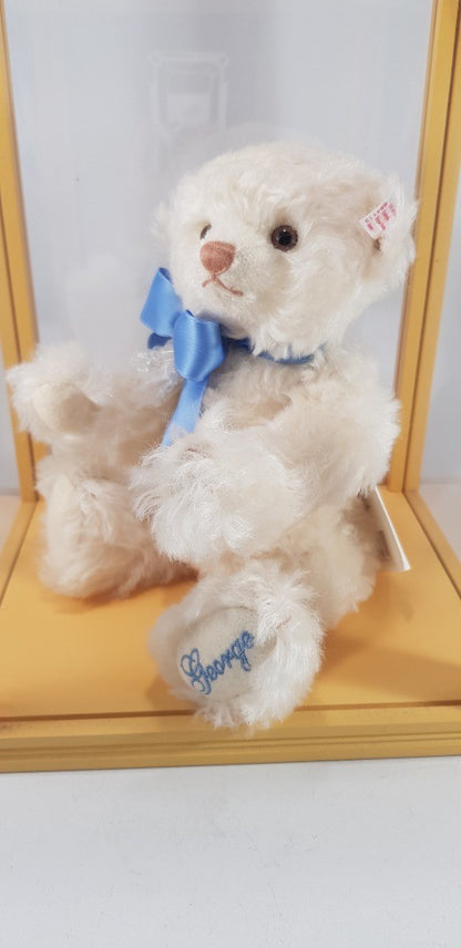 Steiff The Royal Baby Bear George In Case Number 4801 Excellent Condition