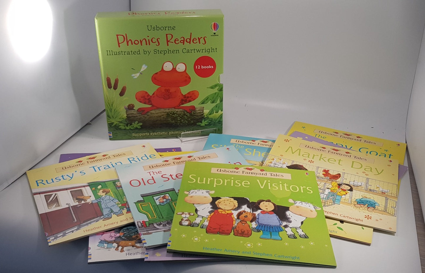 Usborne Phonics Readers 12 Book Gift Set Collection Excellent Condition