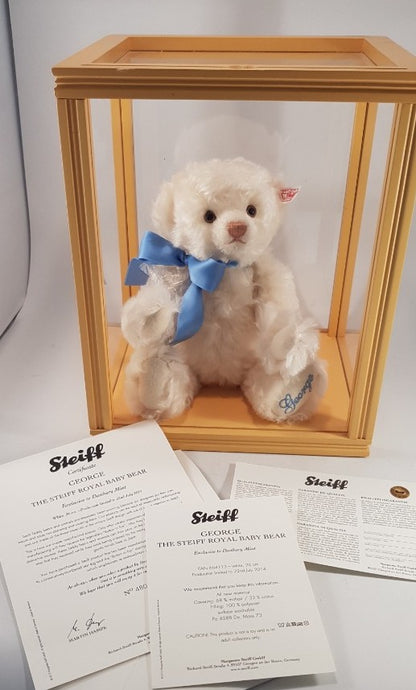 Steiff The Royal Baby Bear George In Case Number 4801 Excellent Condition