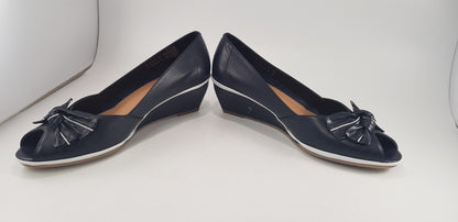 Van-Dal Navy Wedge Slip On Bow Size 7 BNIB