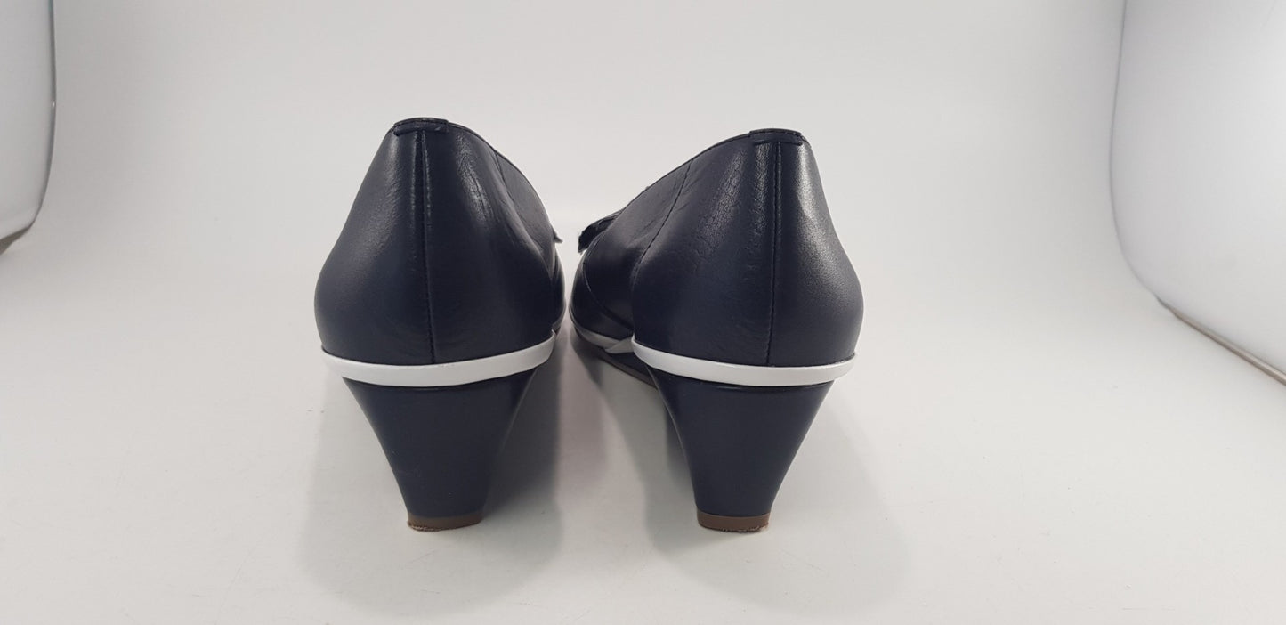 Van-Dal Navy Wedge Slip On Bow Size 7 BNIB