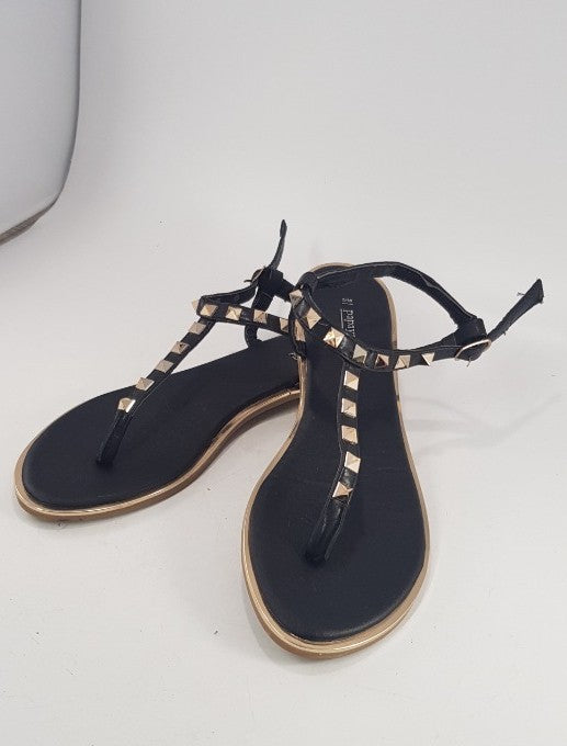 Papaya Black Gold Ankle Strap Sandal Size 3 Excellent Condition