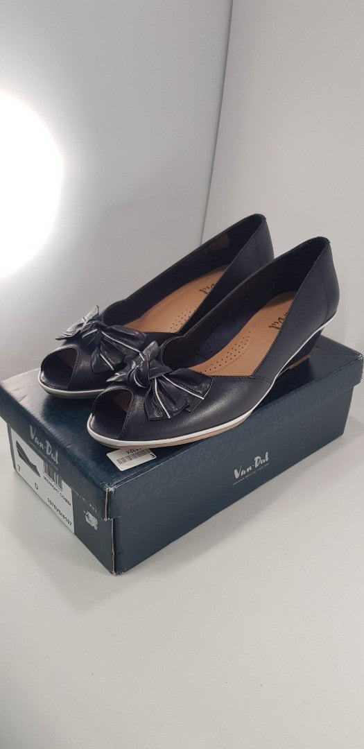 Van-Dal Navy Wedge Slip On Bow Size 7 BNIB