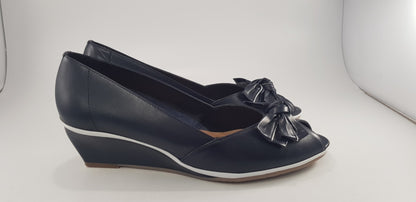 Van-Dal Navy Wedge Slip On Bow Size 7 BNIB