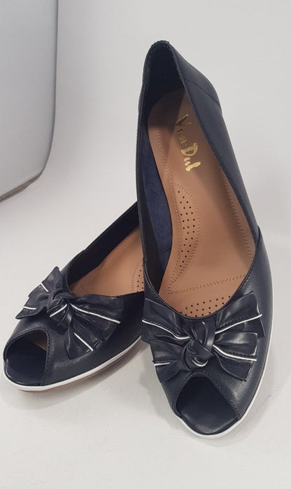 Van-Dal Navy Wedge Slip On Bow Size 7 BNIB