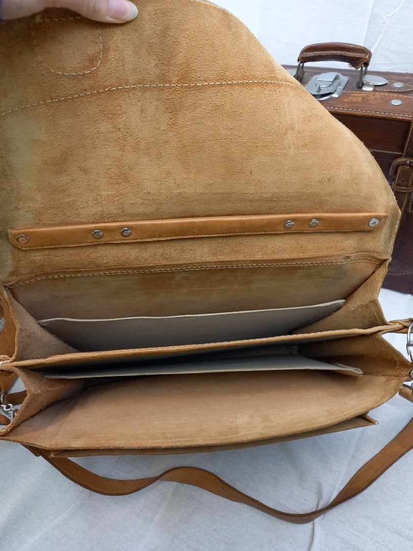 Brown Leather Vintage Suitcase & 2x Soft Leather Tan Messenger Bags