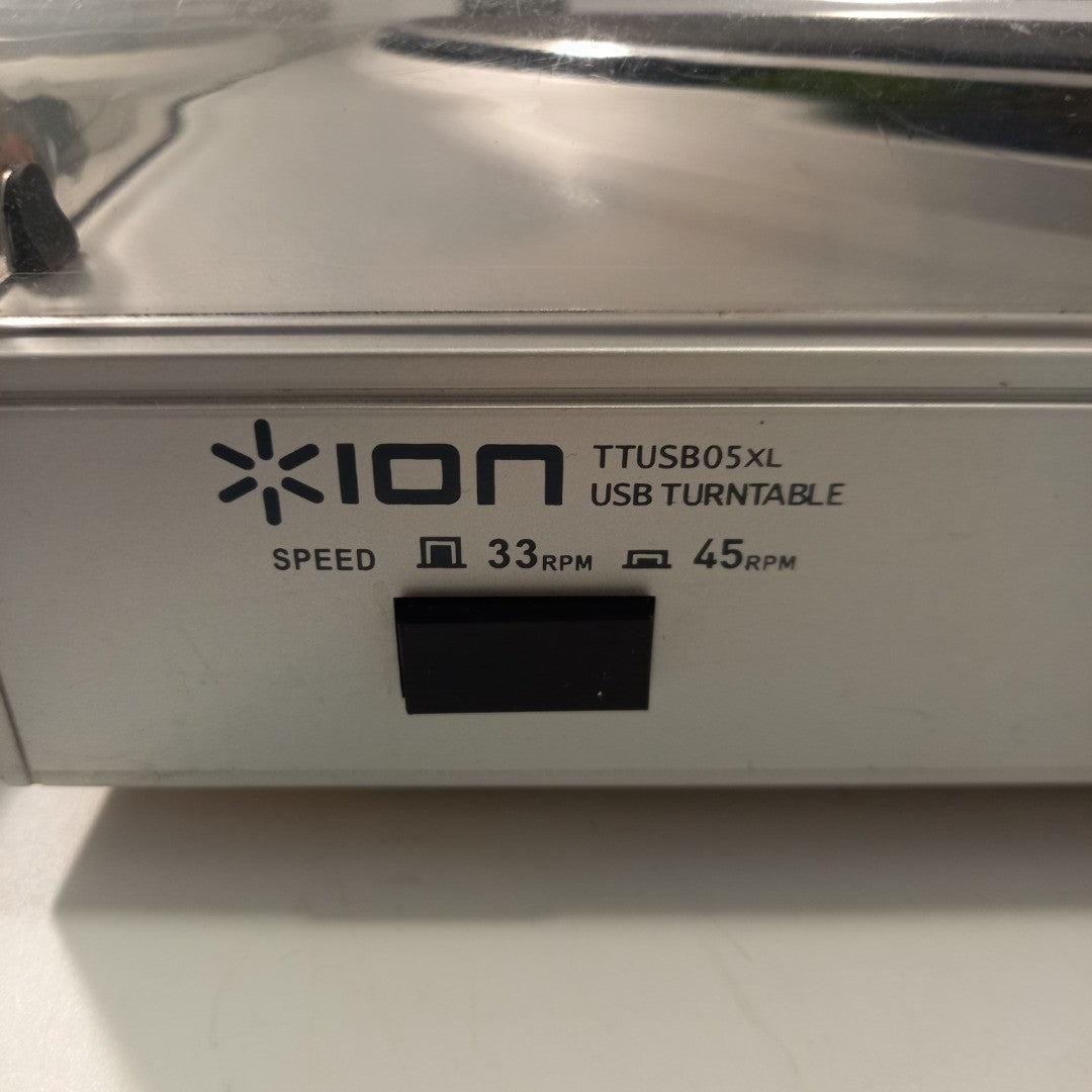 ION Silver USB Turntable Audio TTUSB - 33 / 45RPM Tested & Working Good