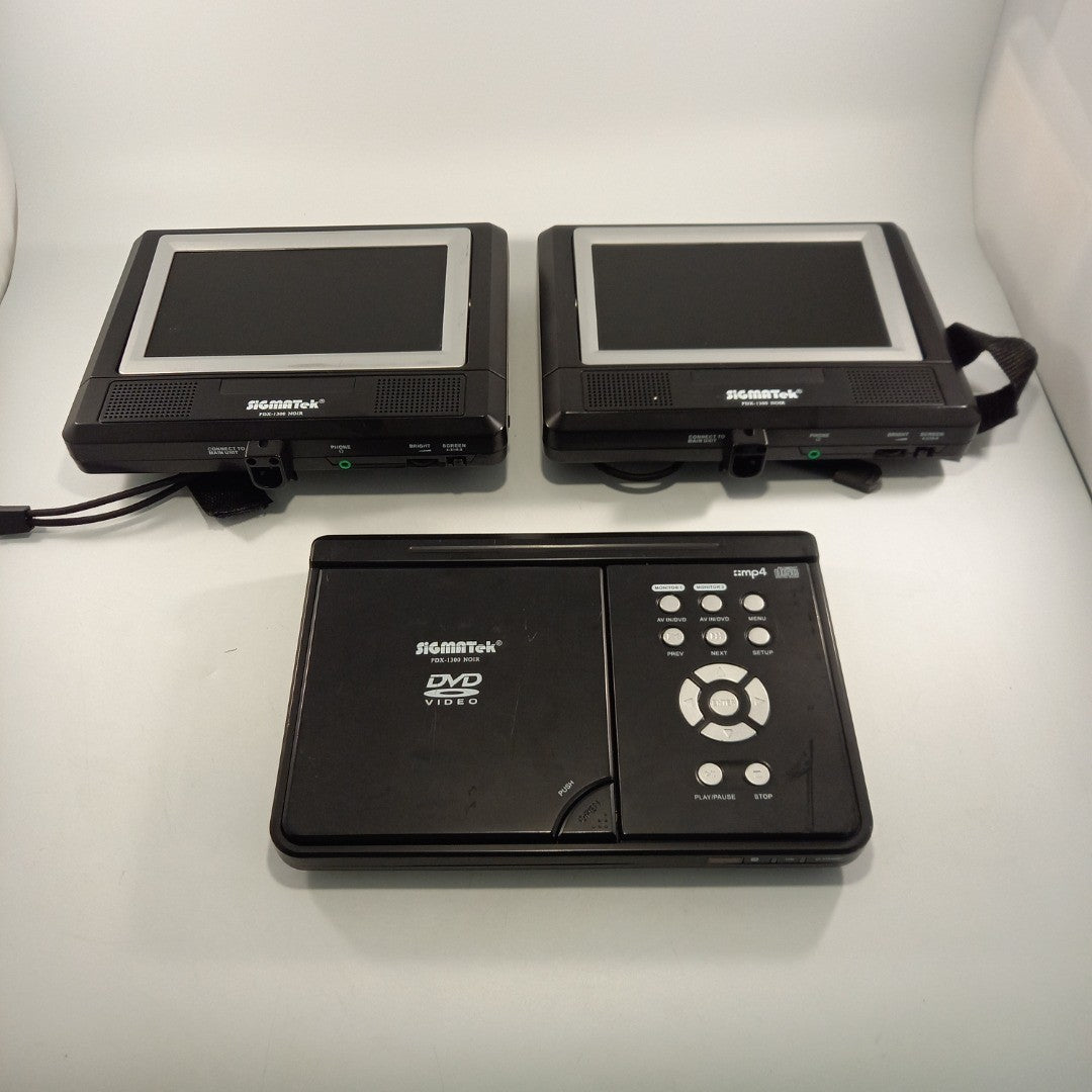 Sigmatek Portable DVD Player with 2 x 7" screens Bag + Remote + Cables Exc