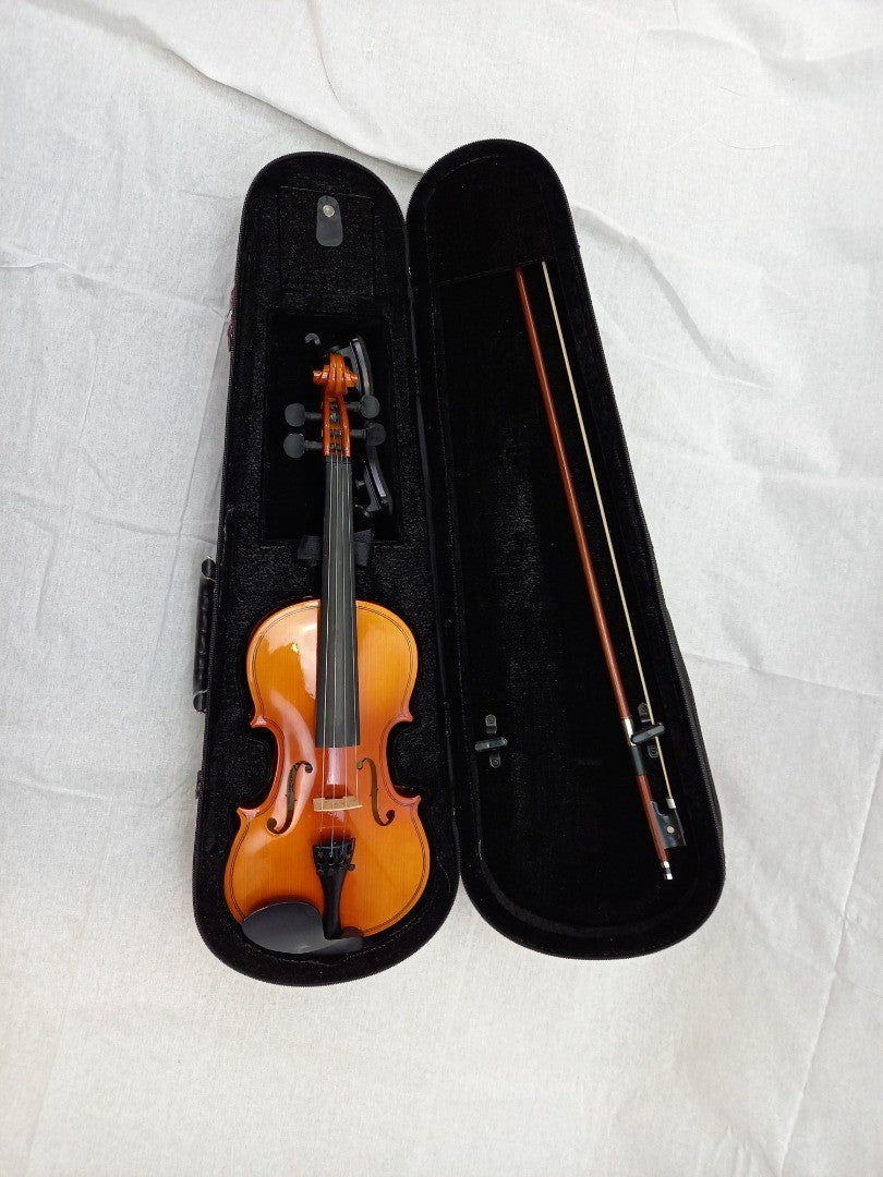 Theodore Student Violin & Case - Beginners 1/2 Size with Bow & Shoulder Rest