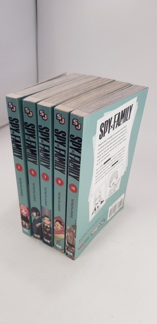 Spy X Family x5 Paperback Books Excellent Condition