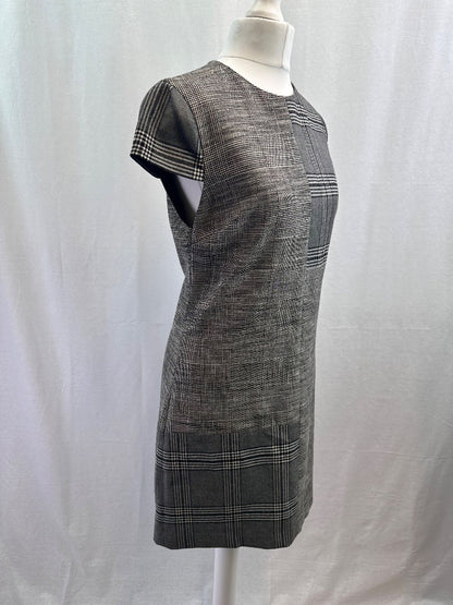 Alice + Olivia Grey Check Plaid Mini Wool Shimmer Dress Size 8 Excellent Condition