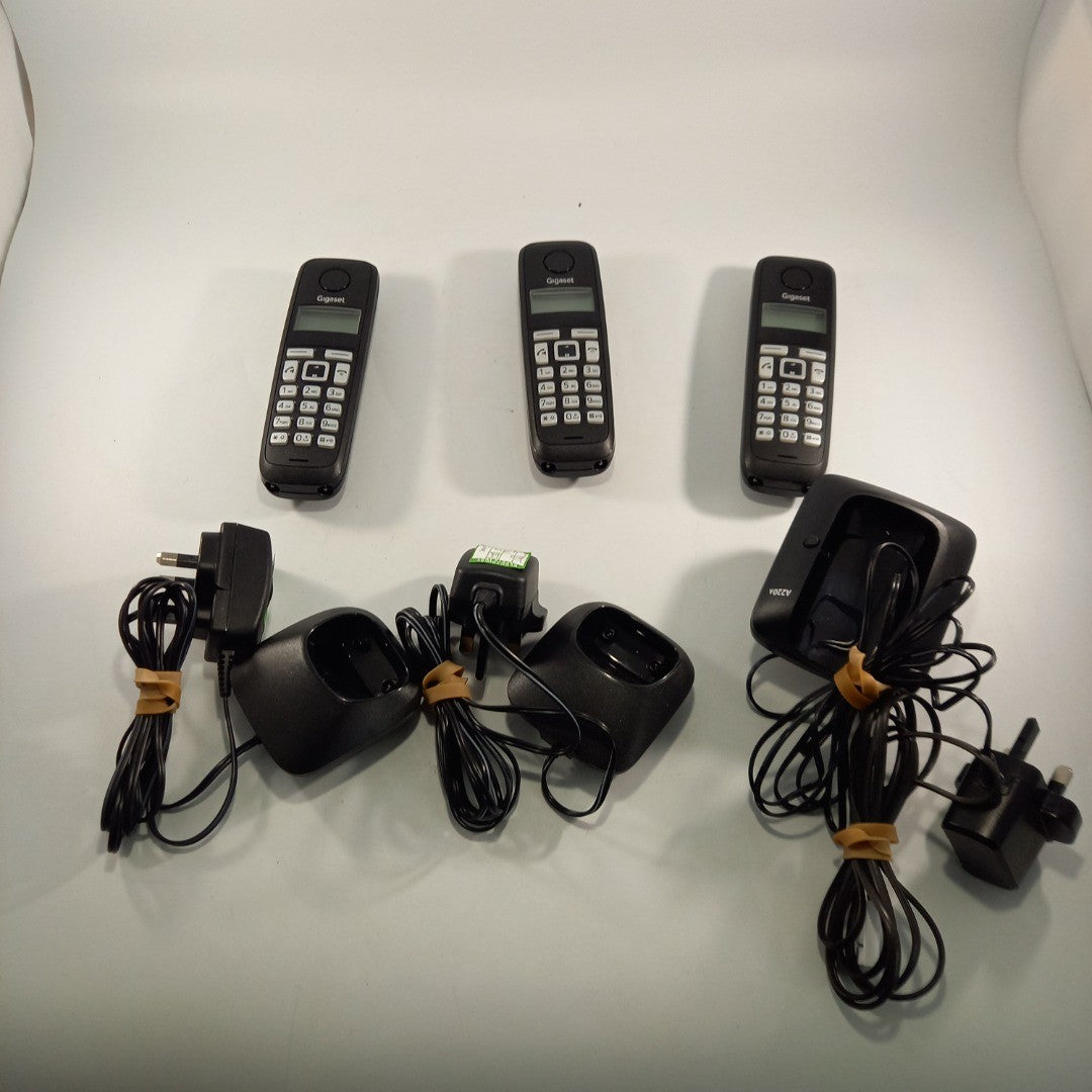 Gigaset A220 Cordless Trio 3x Landlines Set Original Packaging + Cables