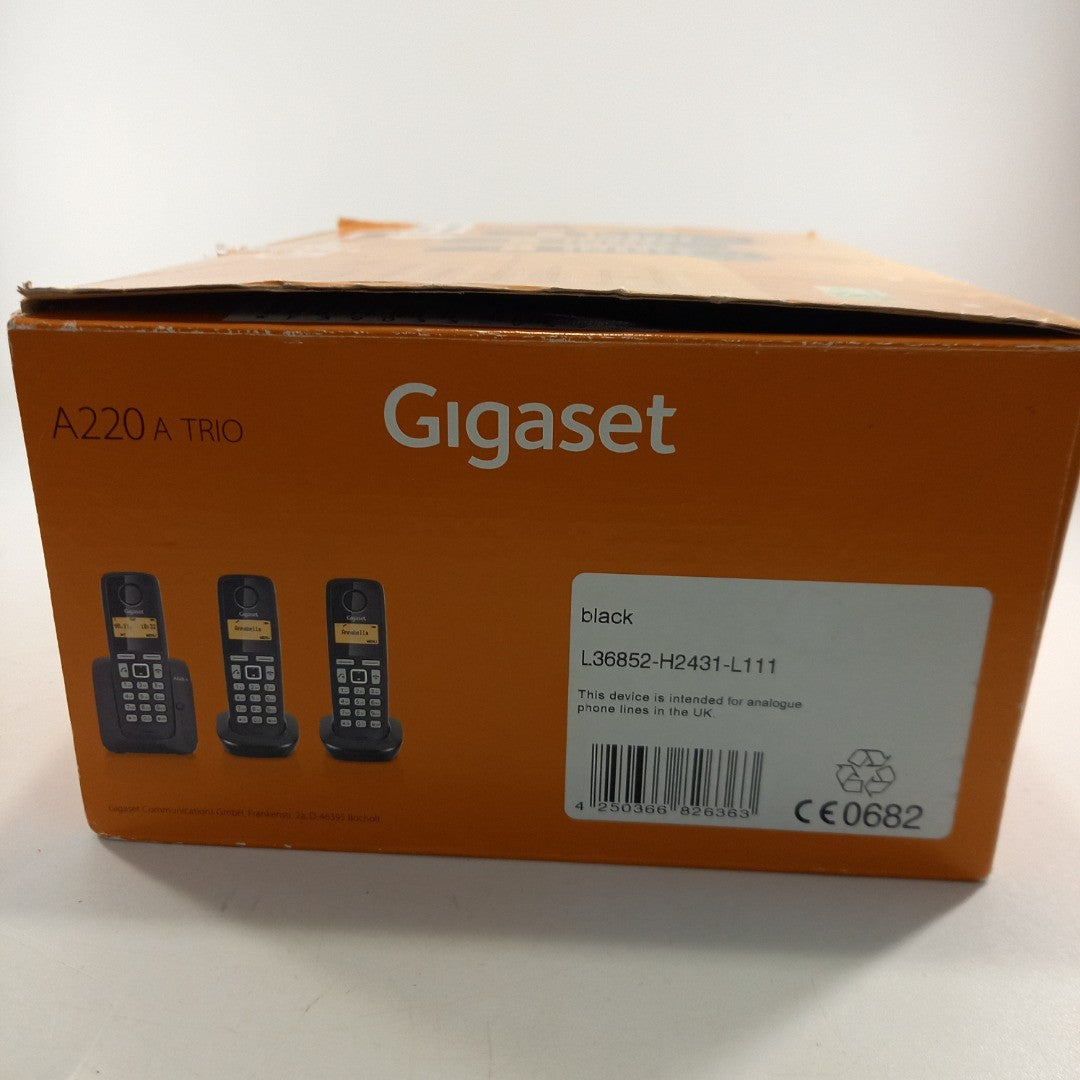 Gigaset A220 Cordless Trio 3x Landlines Set Original Packaging + Cables