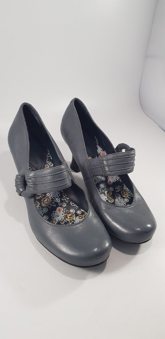 Hush Puppies Grey Leather Heels Entice Size 6 Nearly New