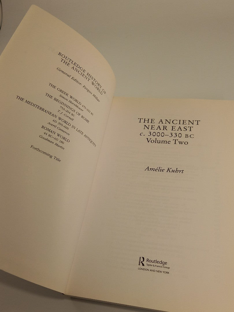 The Ancient near East: c. 3000-330 BC: Vol II by Amelie Kuhrt  (Paperback,1997)