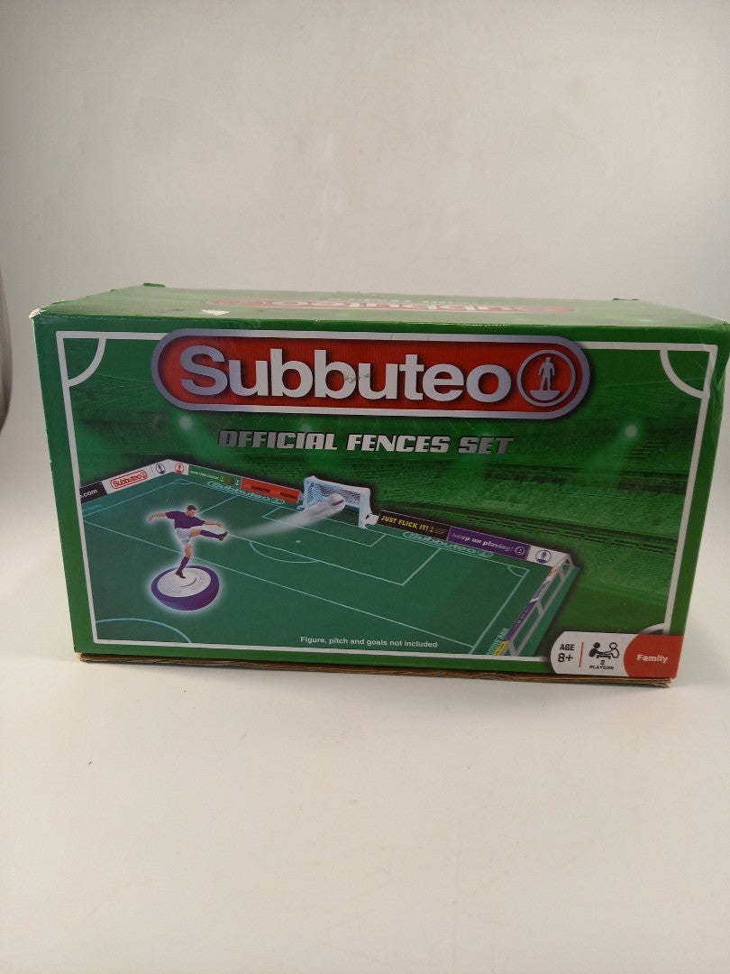 subbuteo official fences set incomplete with figures